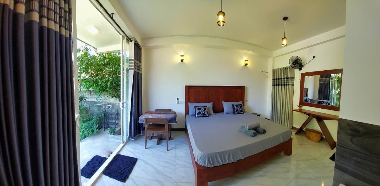 Chen Villa - Near Airport Негомбо Екстериор снимка