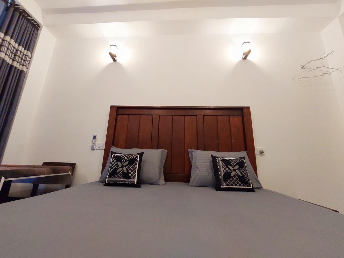 Chen Villa - Near Airport Негомбо Екстериор снимка